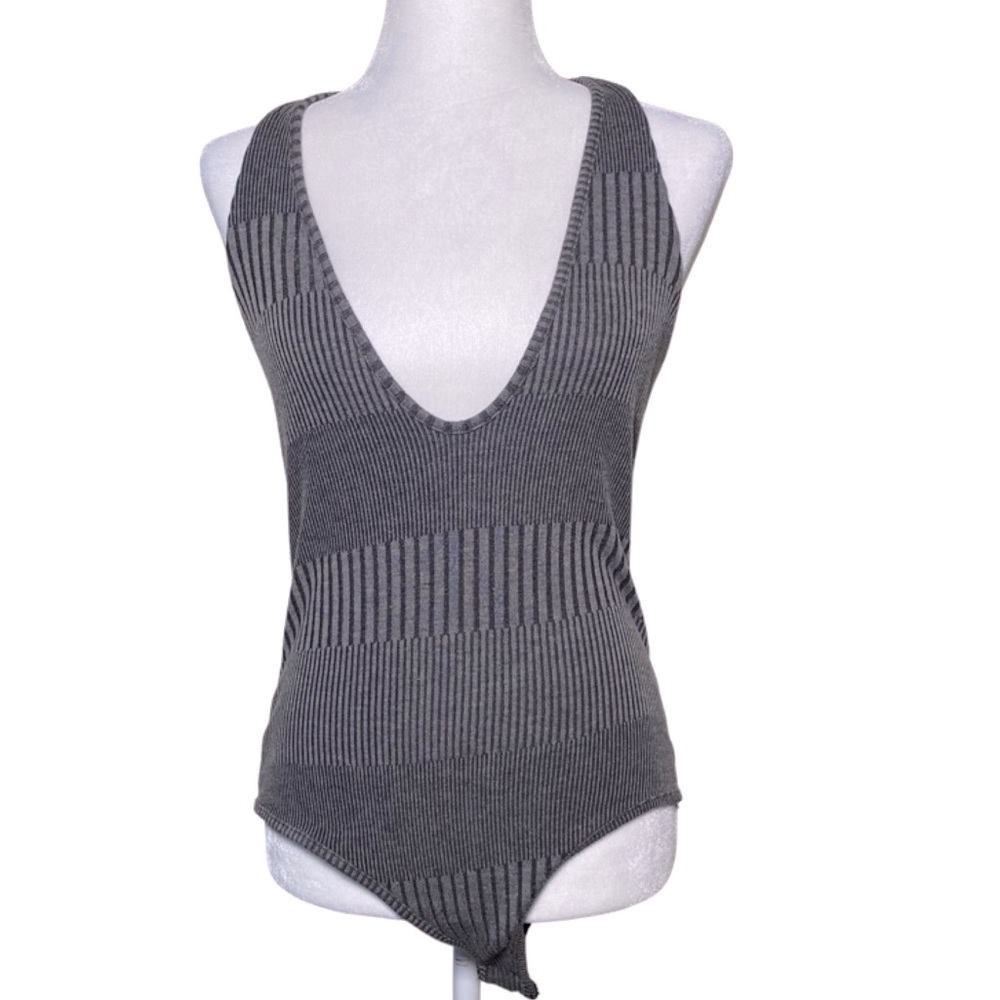 Acemi Halter Low Neck Low Back Striped Bodysuit Grey Sz Medium